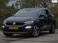 Volkswagen T-Roc - 1.0 TSI Style Business BJ2021 *SCHADE