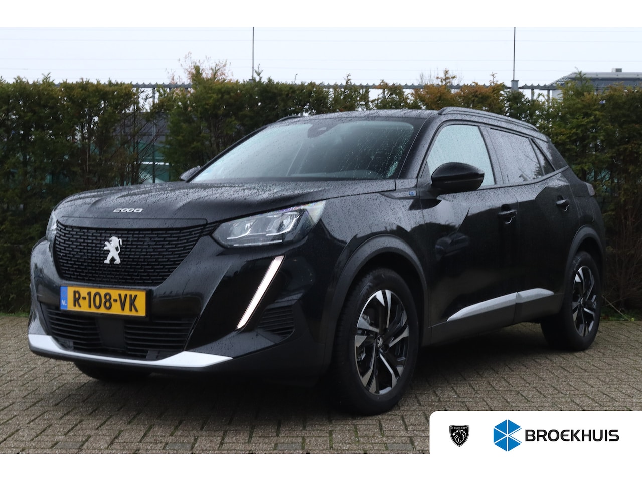 Peugeot e-2008 - EV Allure Pack 50 kWh | Cruise Control | Camera | Navigatie | Carplay | Climate | LMV - AutoWereld.nl