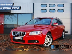 Volvo V70 - 1.6 T4 Summum | ECC | Leder | Trekhaak | Cruise | Xenon | Youngtimer