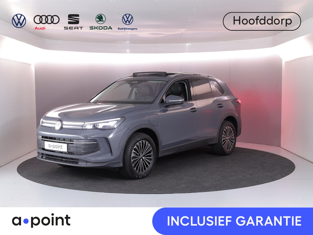 Volkswagen Tiguan - 1.5 eHybrid Life Edition 204 PK PHEV | Trekhaak | Panorama dak | Stoel- en stuurverwarming - AutoWereld.nl