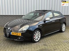 Alfa Romeo Giulietta - 1.4 T Distinctive |Airco|Navi|Leder|Pano|CruiseCtrl|PDC|
