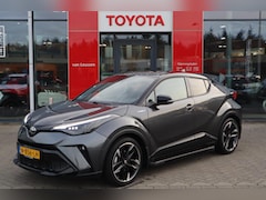 Toyota C-HR - 2.0 HYBRID 184PK GR-SPORT APPLE/ANDROID P-SENSOREN JBL-AUDIO ALL-SEASONS STOELVERWARM.19"L