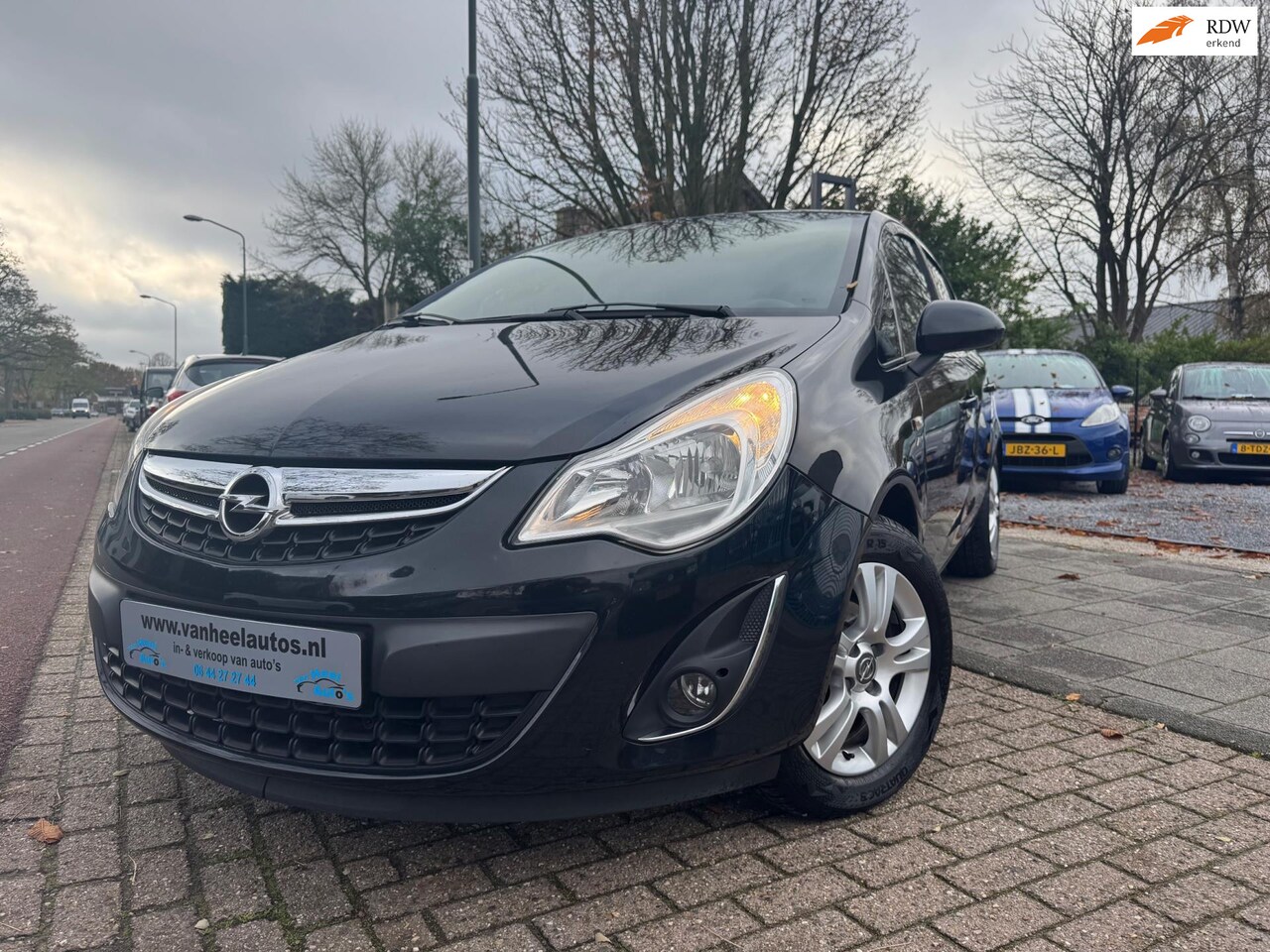 Opel Corsa - 1.4-16V Active Clima Elek Pakket Lmv Pdc Cruise - AutoWereld.nl