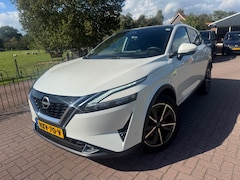 Nissan Qashqai - 1.5e-Power Business Desgin * Hybride / Navigatie / Glazen Panoramadak / Adaptive Cruise Co