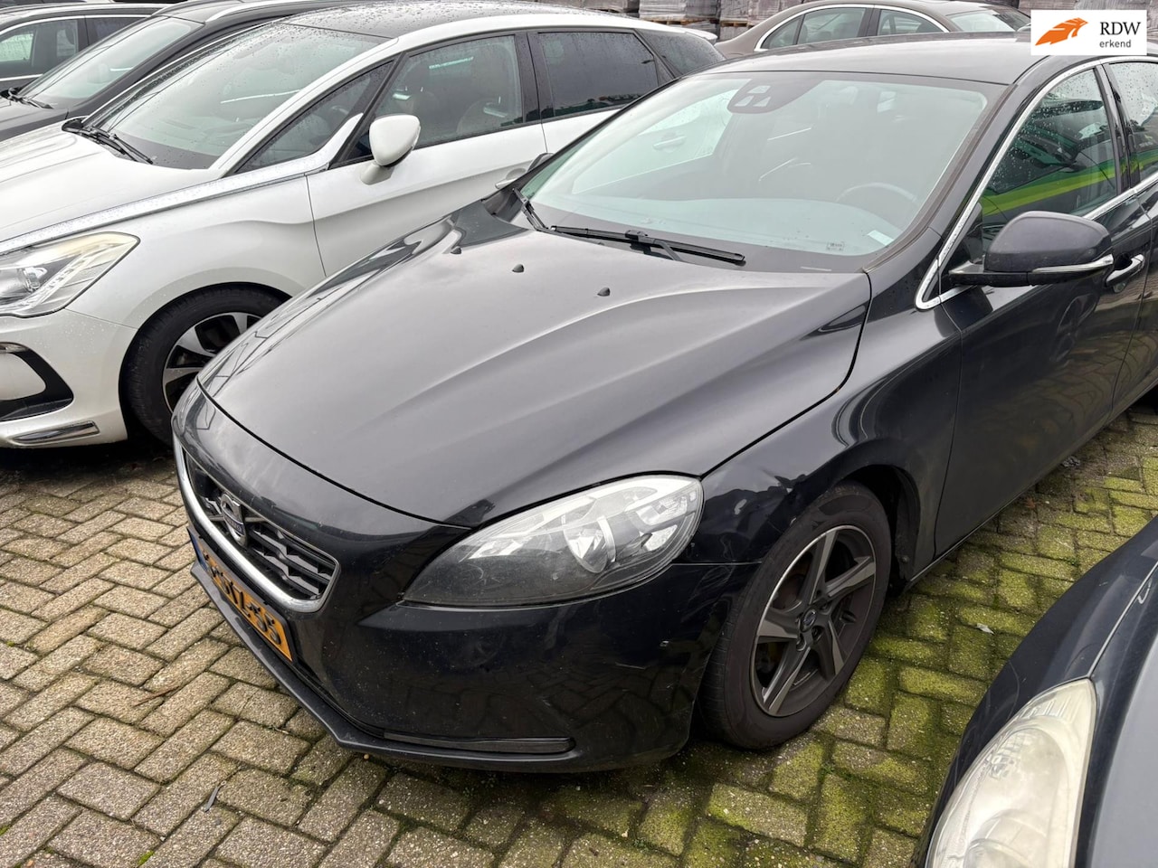 Volvo V40 - 1.6 D2 Momentum EXPORT - AutoWereld.nl