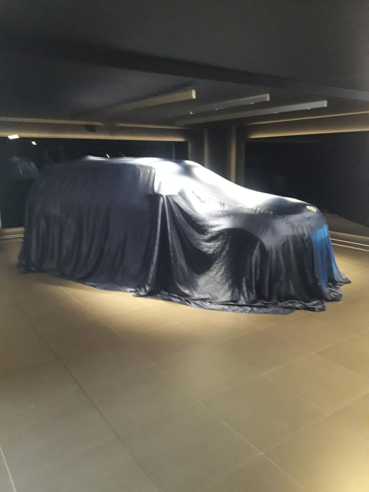 Land Rover Range Rover Evoque - 2.0 D165 R-Dynamic S - AutoWereld.nl