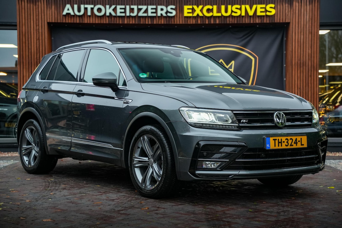Volkswagen Tiguan - 1.4 TSI 4Motion Highline Business R 1.4 TSI 4Motion Highline Business R - AutoWereld.nl