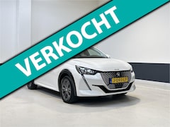 Peugeot e-208 - EV Allure 50 kWh| 3 Fase |SOH 91% | Apple Carplay/ Android Auto| Navigatie| Camera |