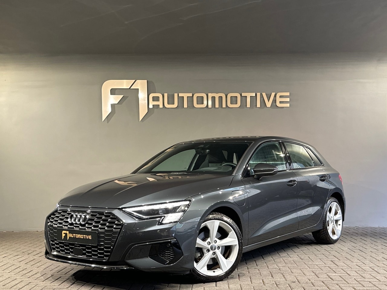Audi A3 Sportback - 40 TFSI e 2X S Line Pano|HuD|Matrix|Keyless - AutoWereld.nl