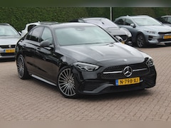 Mercedes-Benz C-klasse - 180 AMG Line / Camera / Leder&Alcantara / 18'' / Navigatie / DAB / Dodehoek / Stoelverwarm