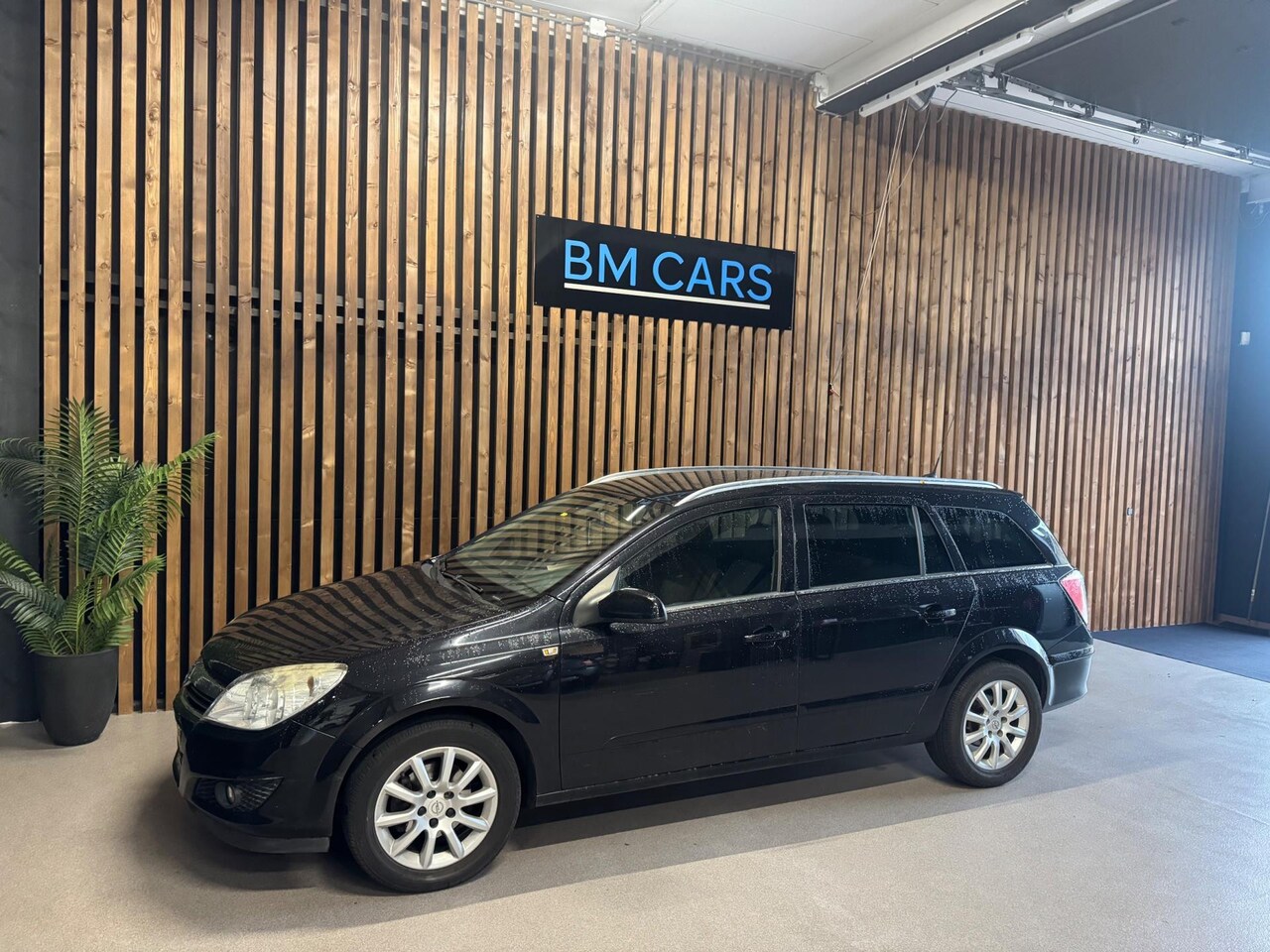 Opel Astra Wagon - 1.6 Temptation Airco, Pdc, Cruise - AutoWereld.nl