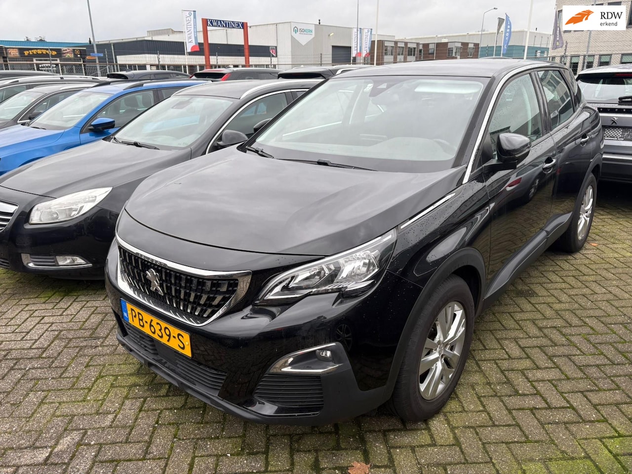 Peugeot 3008 - 1.2 PureTech Blue Lease Executive EXPORT - AutoWereld.nl