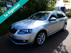 Skoda Octavia Combi - 1.4 TSI 150pk Style 1e eig. Automaat Navi Xenon Historie