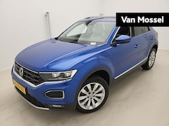 Volkswagen T-Roc - 1.5 TSI Sport 150 PK | Automaat | Panoramadak | Navigatie | Camera | Parkeersensoren | App