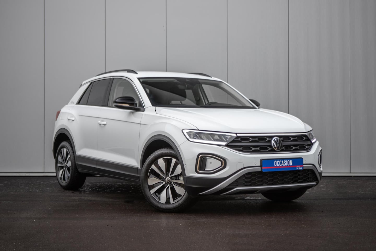 Volkswagen T-Roc - Goal Edition - AutoWereld.nl
