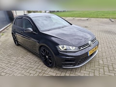 Volkswagen Golf - R 2.0 TSI R 4Motion full option