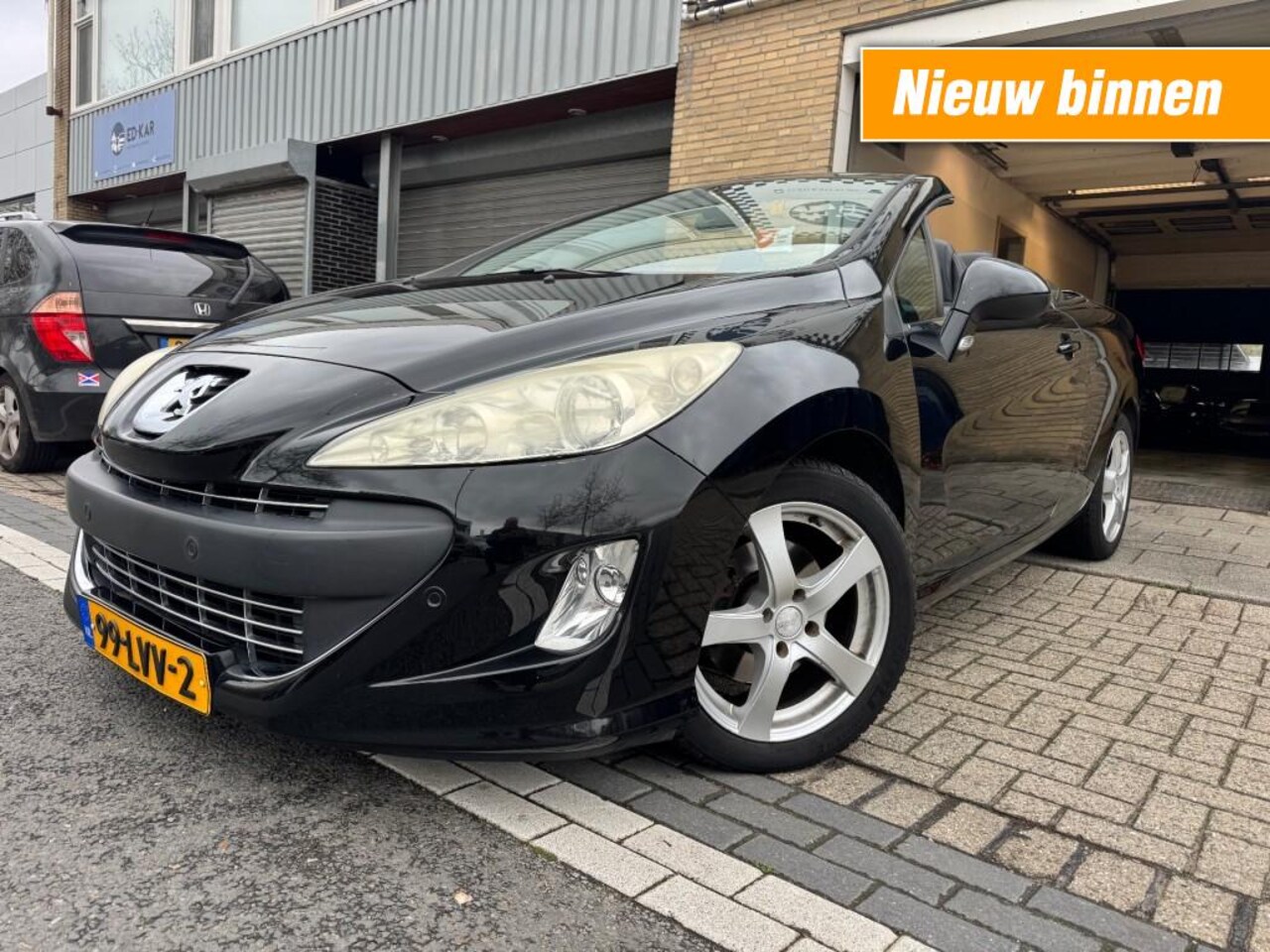 Peugeot 308 - CC 1.6 THP Feline AUT CLIMA LEER NAP APK RIJDT GOED - AutoWereld.nl