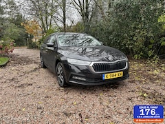 Skoda Octavia Combi - 1.0 e-TSI Business Edition Plus 1 eig