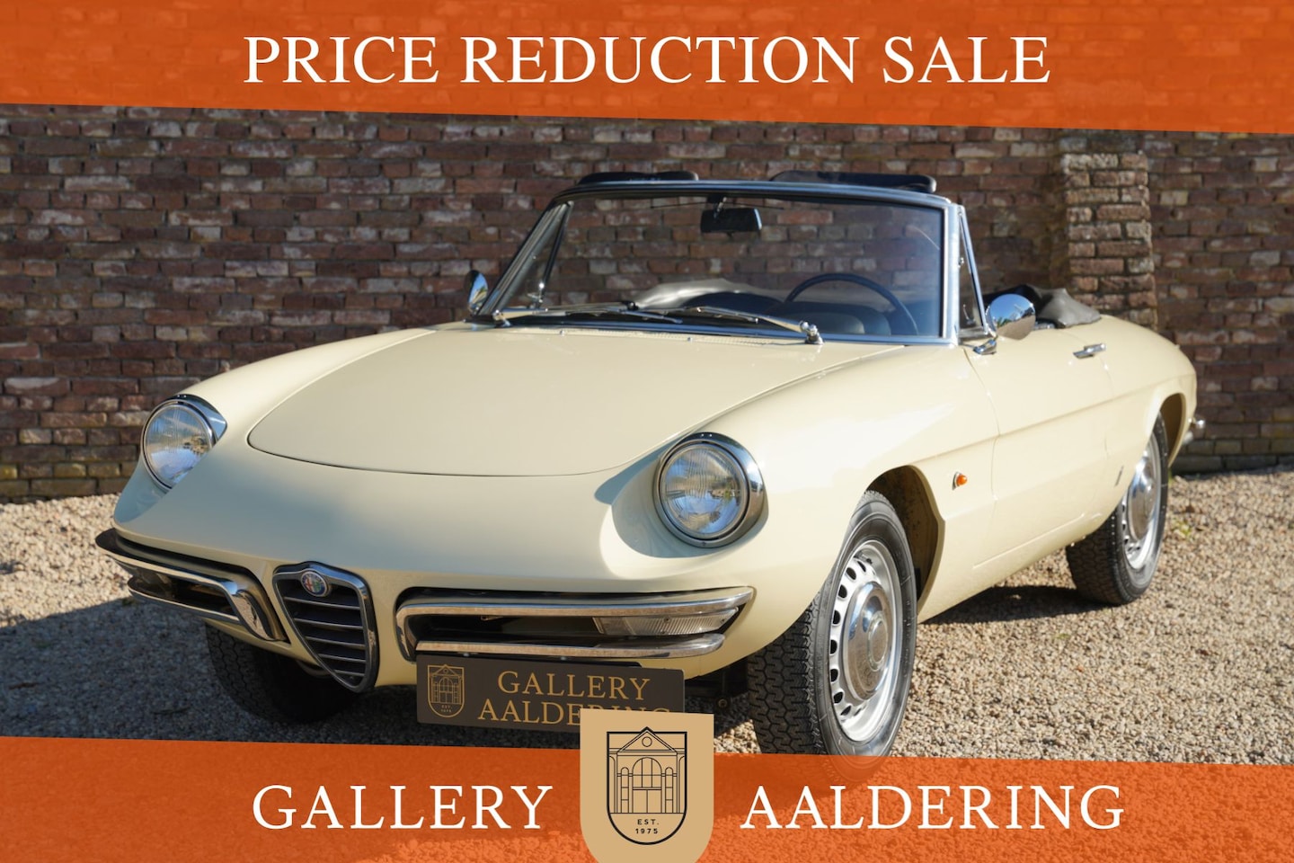 Alfa Romeo Spider - Duetto 1600 PRICE REDUCTION! Restored condition, "Avorio" with a Black leatherette upholst - AutoWereld.nl