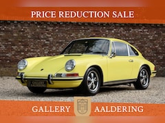 Porsche 911 - S Coupe "Matching Numbers" PRICE REDUCTION Fantastic color combination - Light Yellow with