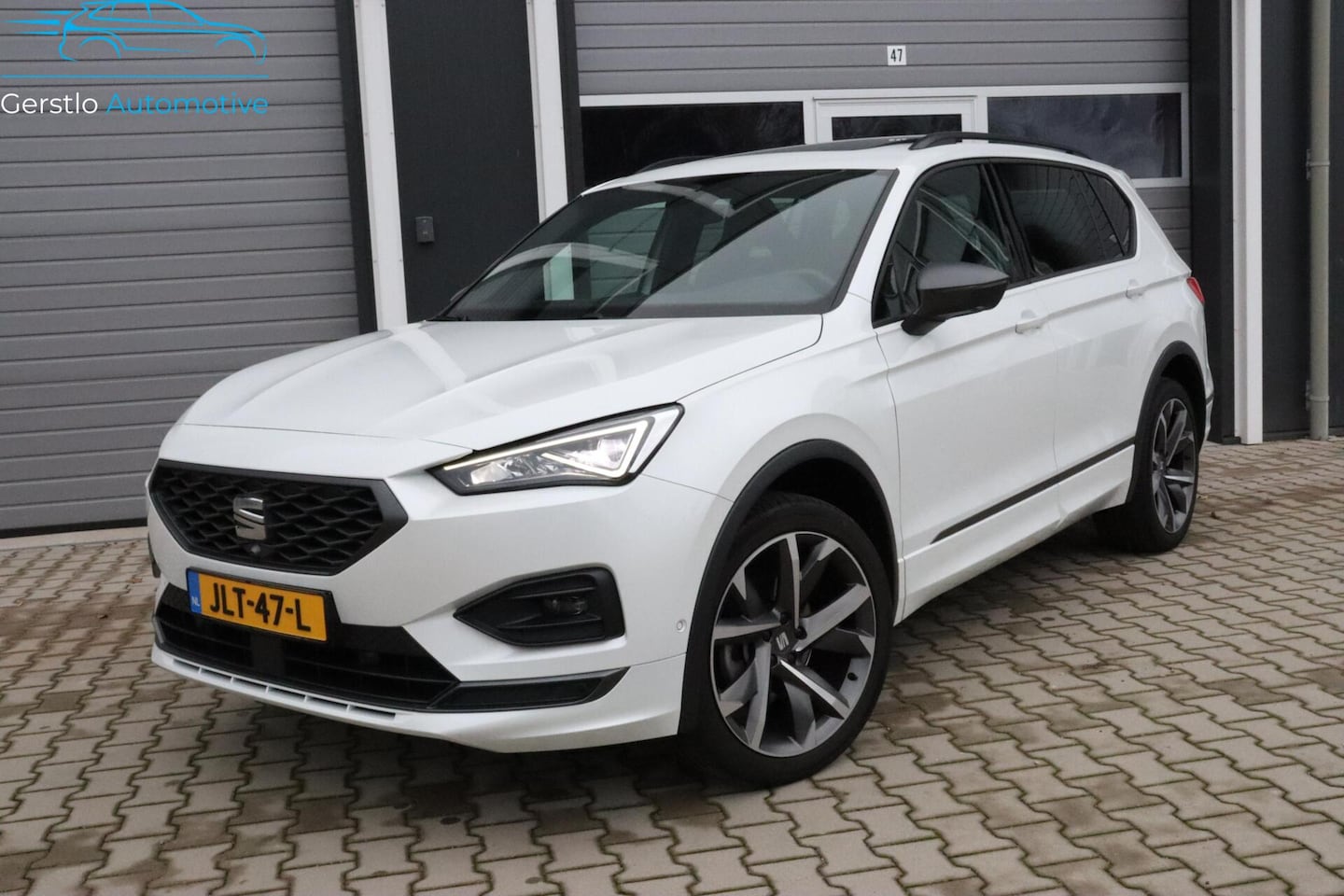 SEAT Tarraco - 1.5 TSI DSG FR 7-zitter Pano 360° trekhaak - AutoWereld.nl