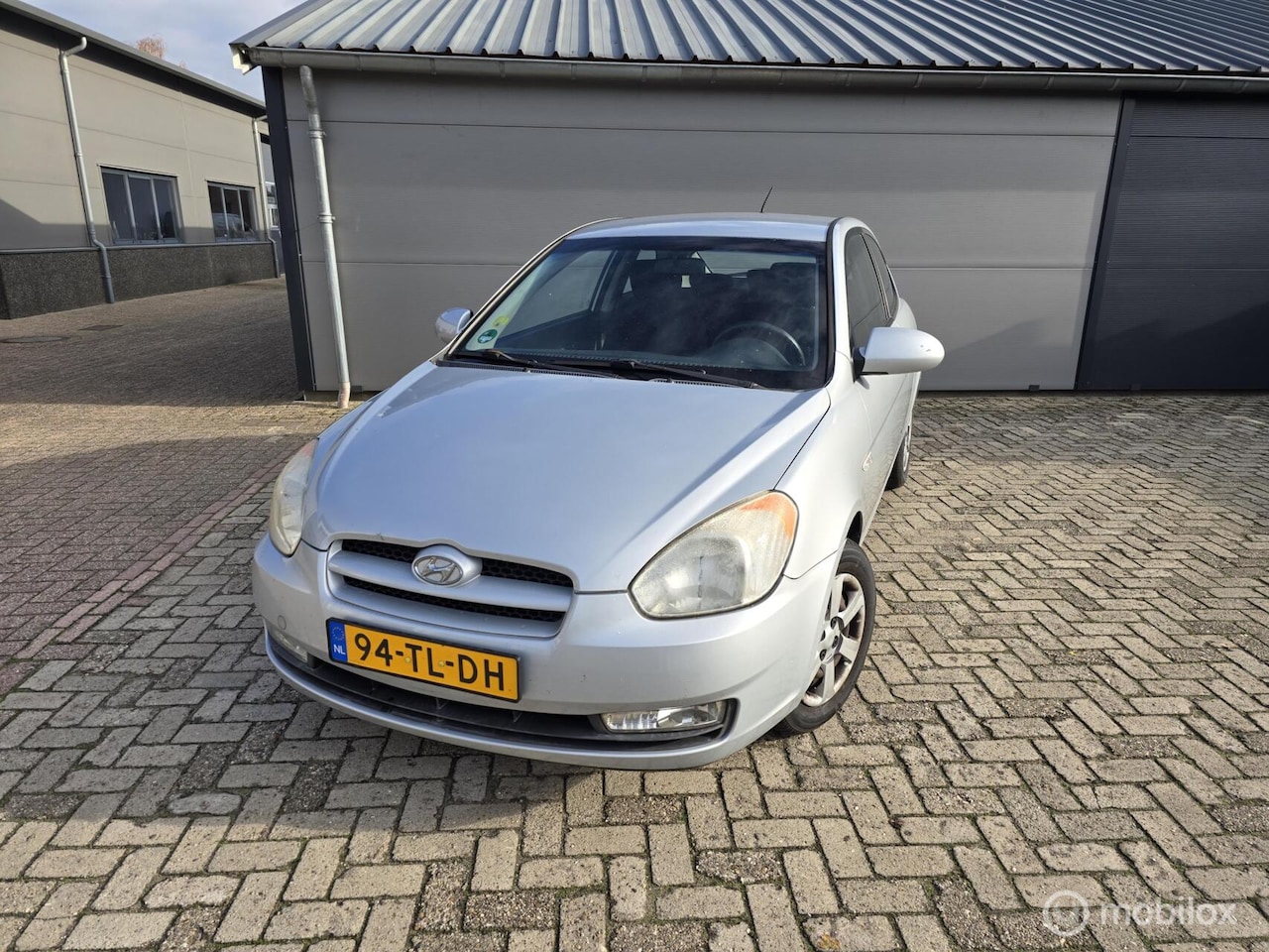 Hyundai Accent - 1.4i Dynamic 1.4i Dynamic - AutoWereld.nl