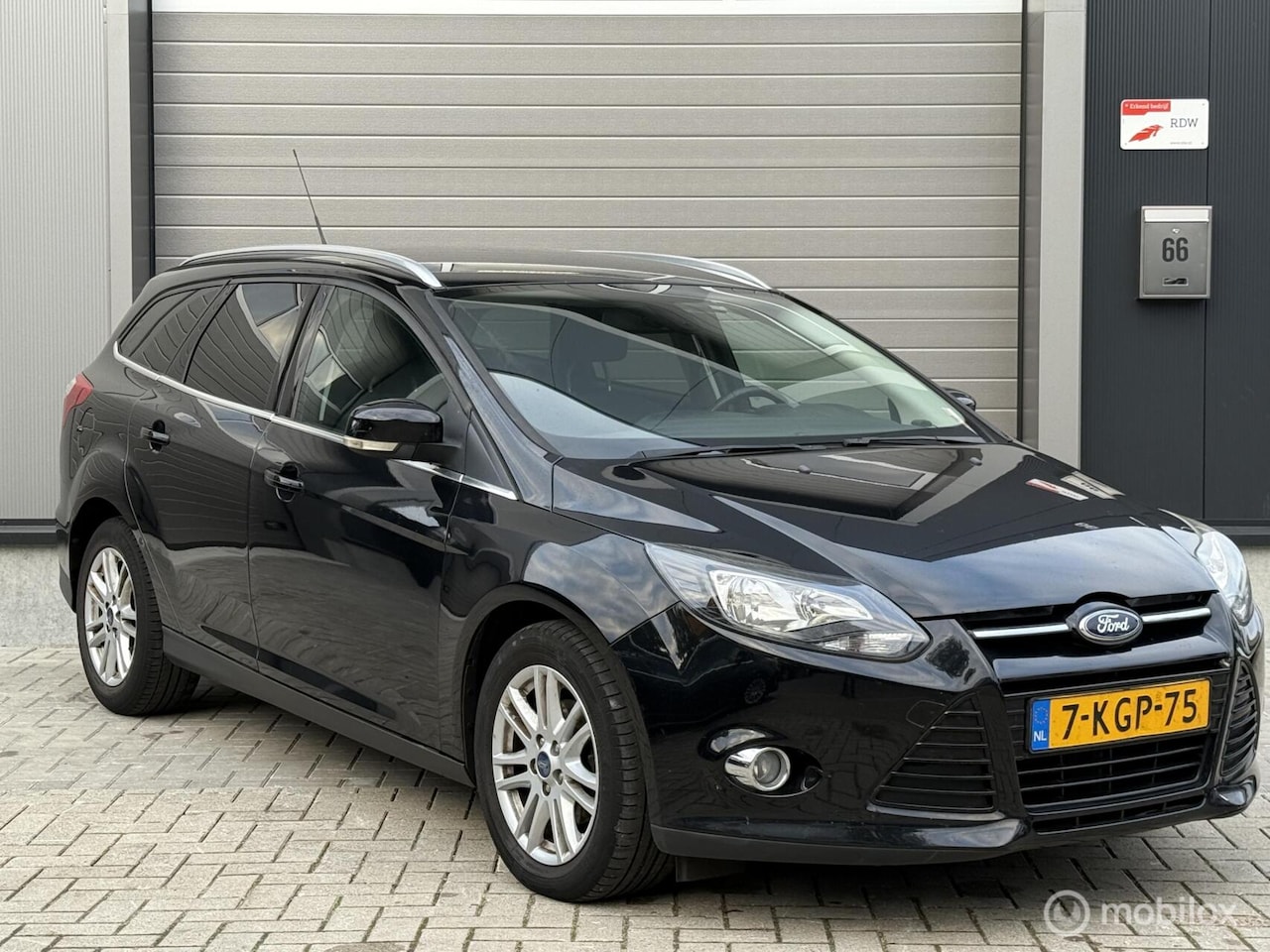 Ford Focus Wagon - 1.0 EcoBoost Titanium 1.0 EcoBoost Titanium - AutoWereld.nl