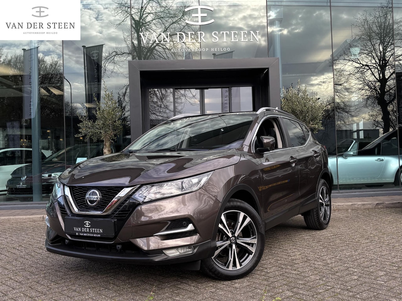 Nissan Qashqai - 1.3 DIG-T Design Edition Pano | 360 Camera - AutoWereld.nl