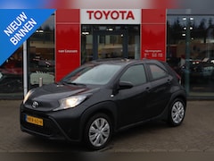 Toyota Aygo X - PLAY 5-DEURS AIRCO AD-CRUISE CAMERA APPLE/ANDROID NL-AUTO