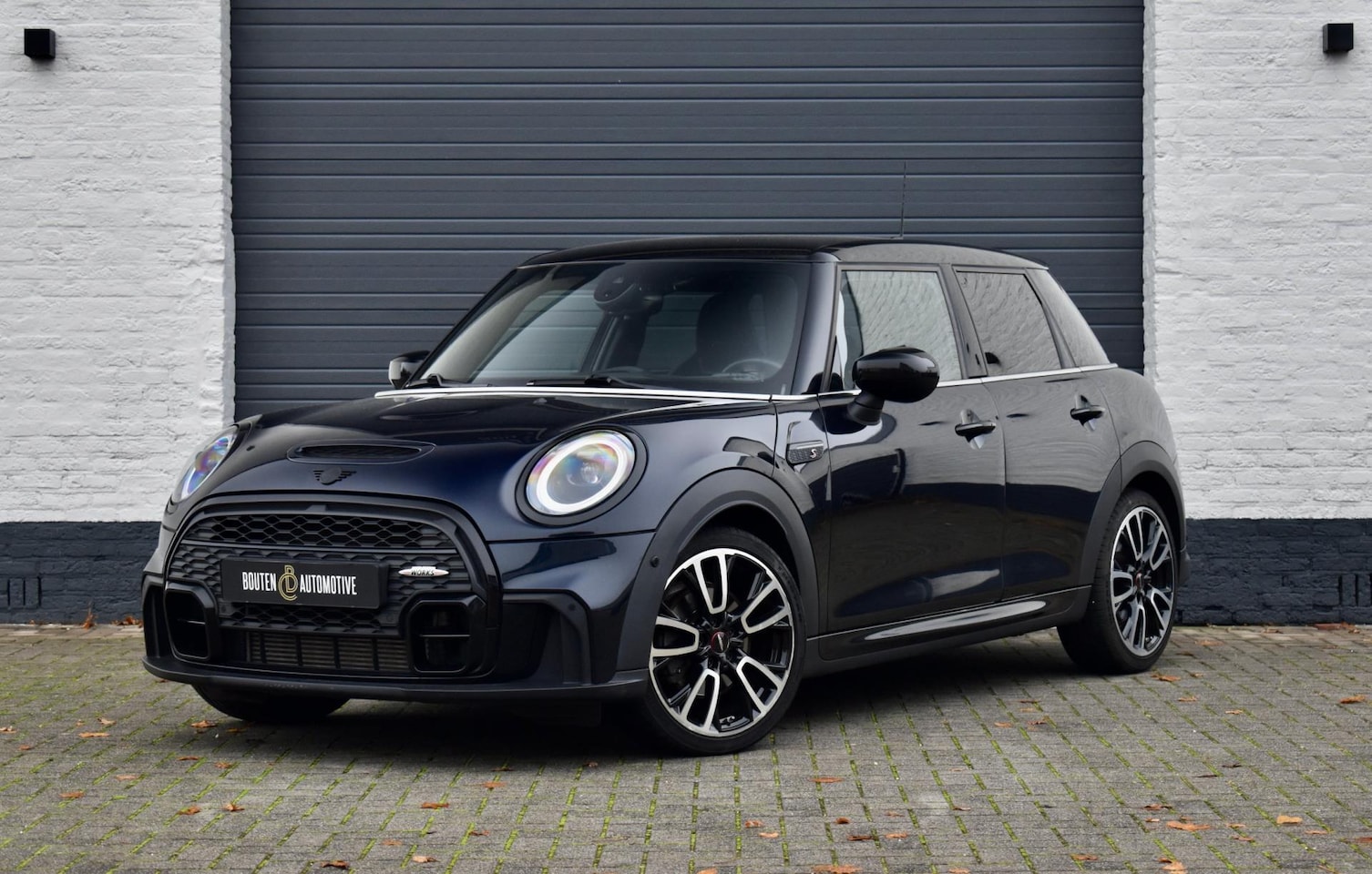 MINI John Cooper Works - S 2.0 Cooper | JCW Seats | Head-Up | ACC | - AutoWereld.nl