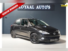 Peugeot 206 - 1.4 Forever | AIRCO | ELEK.RAMEN | NAP | APK