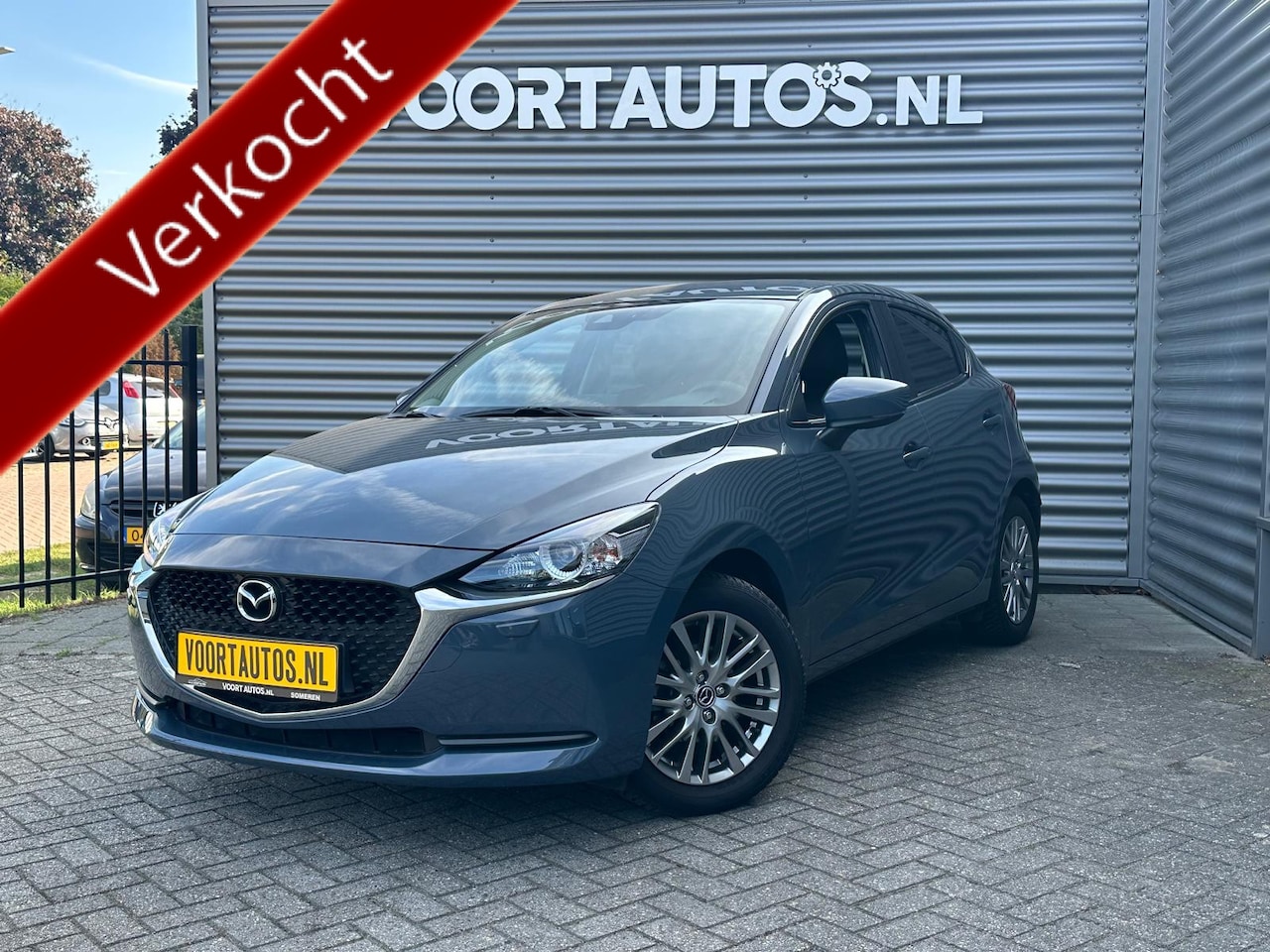 Mazda 2 - 1.5 Skyactiv-G Luxury | Navigatie | Camera | Apple Carplay | Stoelverwarming | Lichtmetale - AutoWereld.nl