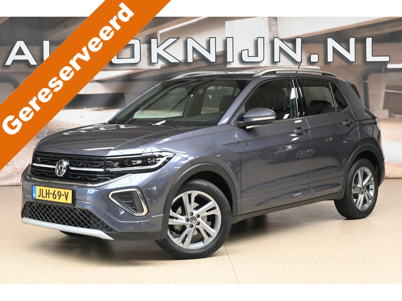 Volkswagen T-Cross - 1.0 TSI 115pk R-Line Edition | IQ. Light | Trekhaak | Camera | 100% (Dealer) onderhouden l - AutoWereld.nl