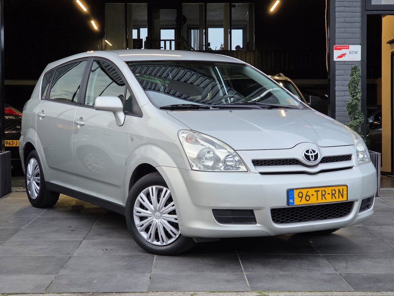 Toyota Verso - 1.6 VVT-i Terra|Trekhaak|Keyless|Airco|NAP - AutoWereld.nl