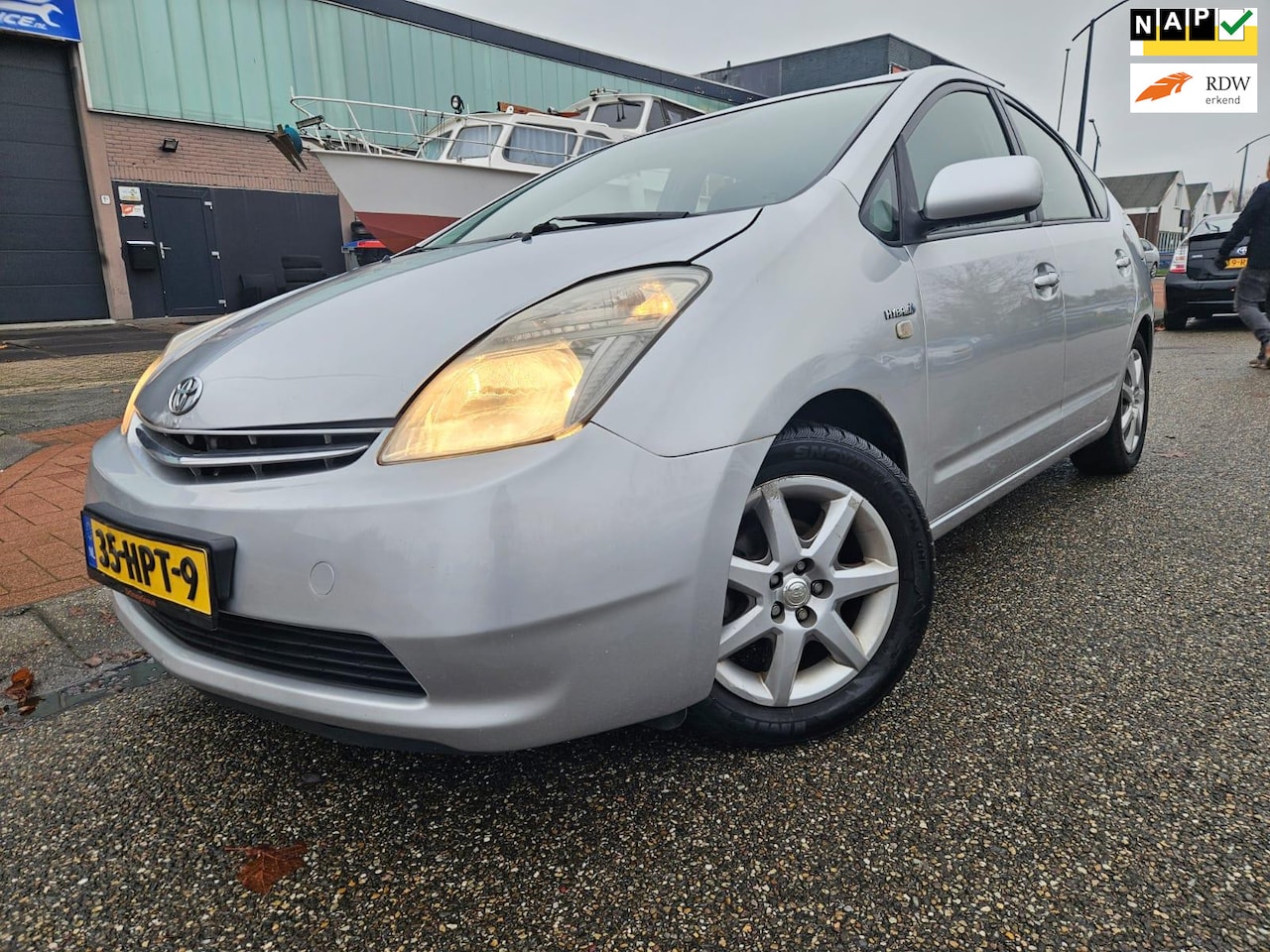 Toyota Prius - 1.5 VVT-i Comfort GARANTIE - AutoWereld.nl
