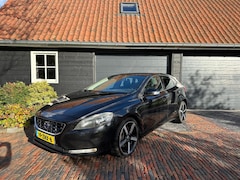 Volvo V40 - 2.0 D3 Kinetic
