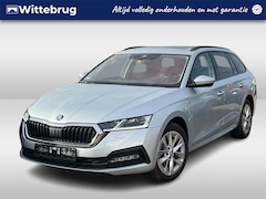 Skoda Octavia Combi - 1.4 TSI iV 204pk PHEV Ambition DSG Automaat / Panorama dak / Navigatie Columbus / APP Conn