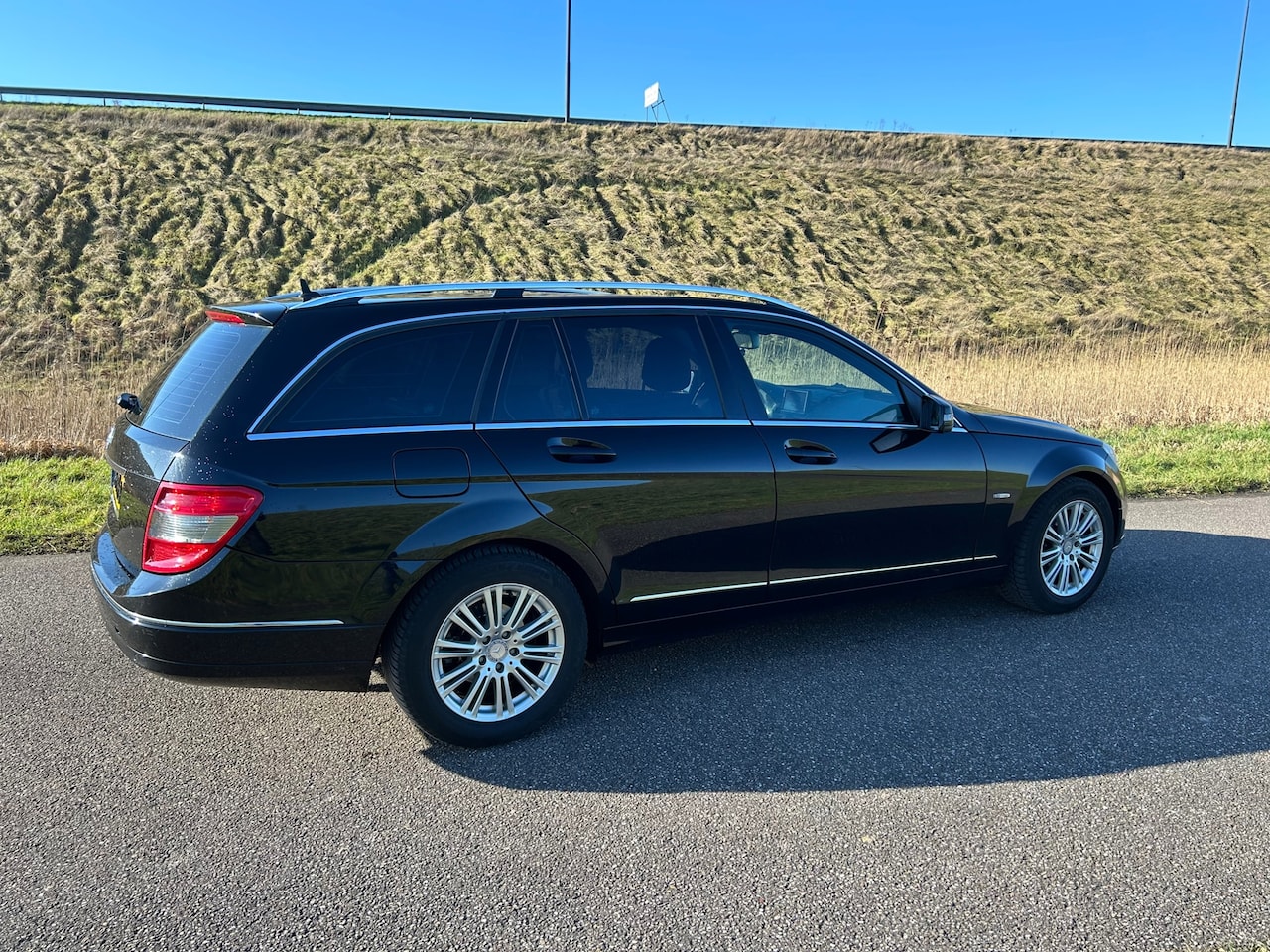 Mercedes-Benz C-klasse Estate - 180 CGI BlueEFFICIENCY Business Class Avantgarde 180 CGI BlueEFFICIENCY Business Class Avantgarde - AutoWereld.nl