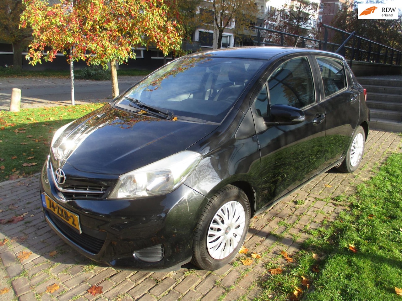 Toyota Yaris - 1.0 VVTi Cool//NIEUW MODEL // - AutoWereld.nl