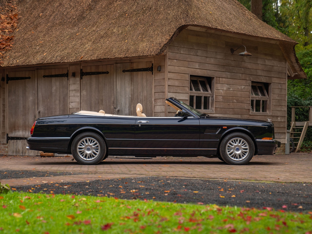 Bentley Azure - 6.8 Convertible Series II | Top condition! - AutoWereld.nl