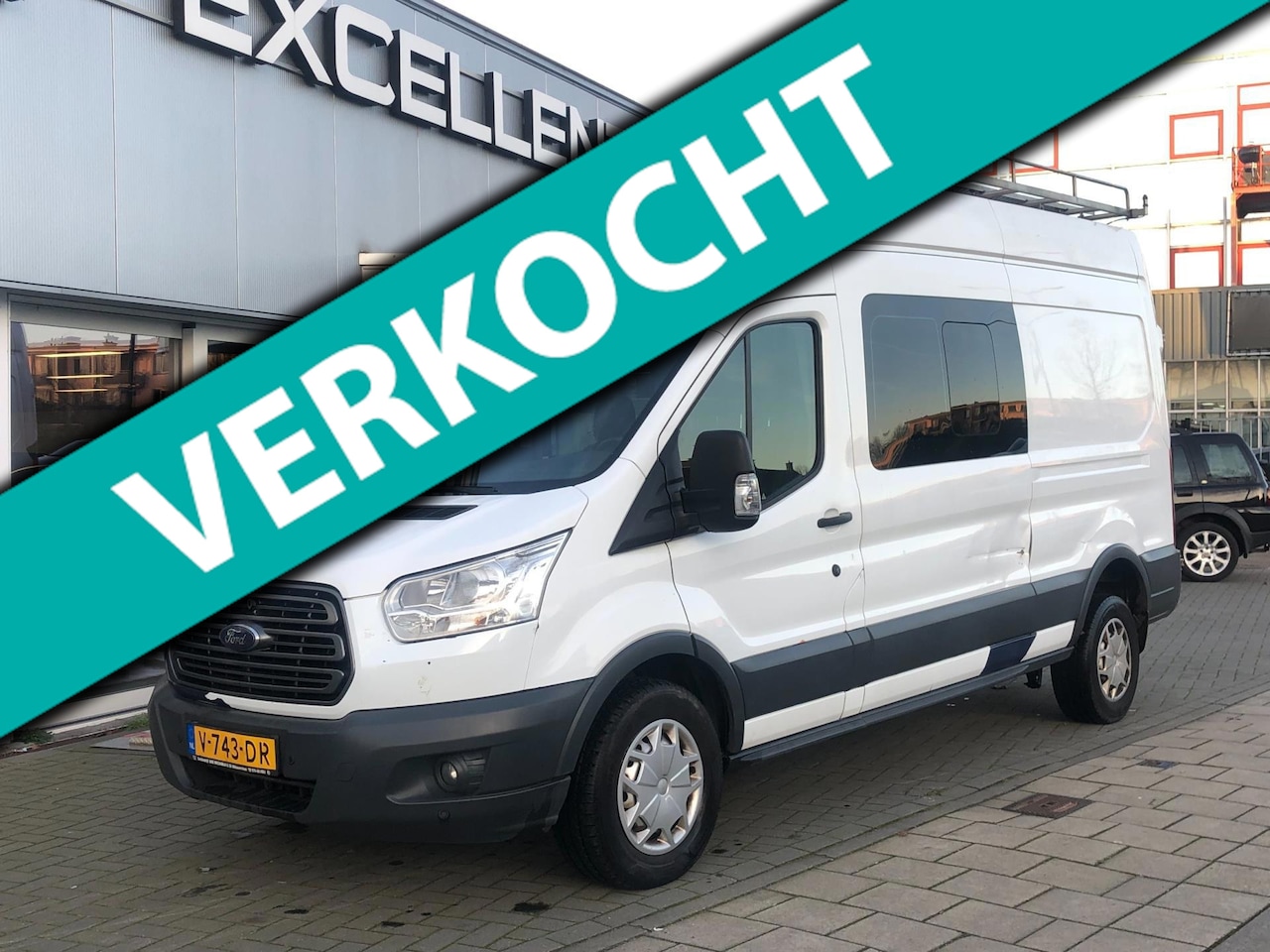 Ford Transit - 350 2.0 TDCI L3H2 DC Trend - Navigatie - Airco - AutoWereld.nl