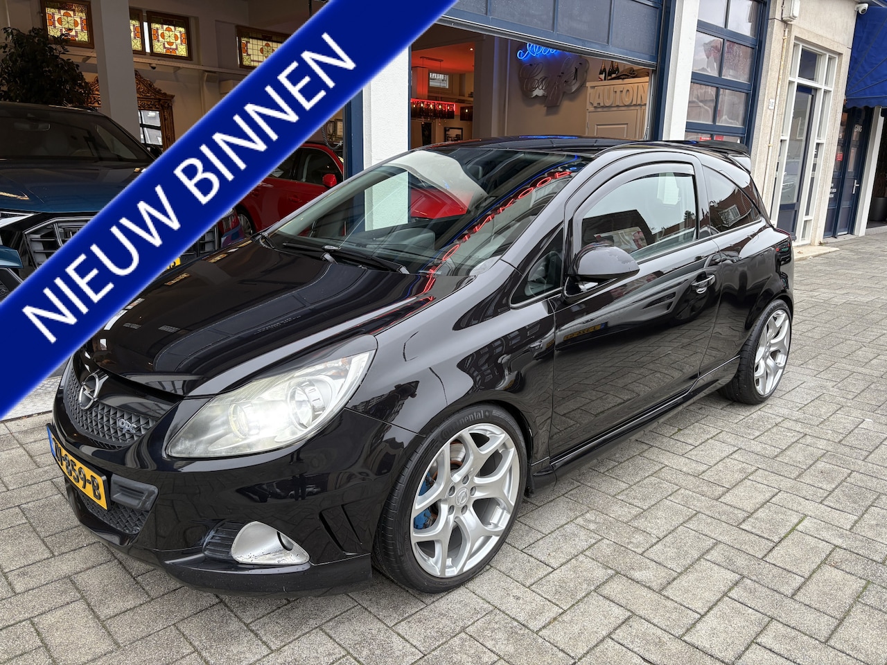 Opel Corsa - 1.6-16V T OPC 195PK / NIEUW STAAT ! - AutoWereld.nl