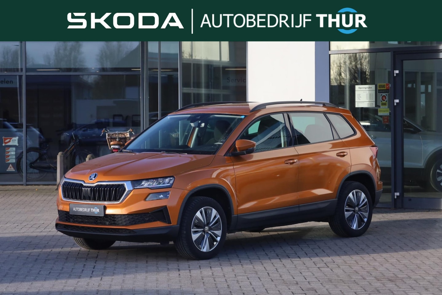 Skoda Karoq - 1.0 TSI Business Edition 1.0 TSI Business Edition 110PK / 81kW, Full Led, 17" LMV, bicolour, sunset privacy, elektr - AutoWereld.nl