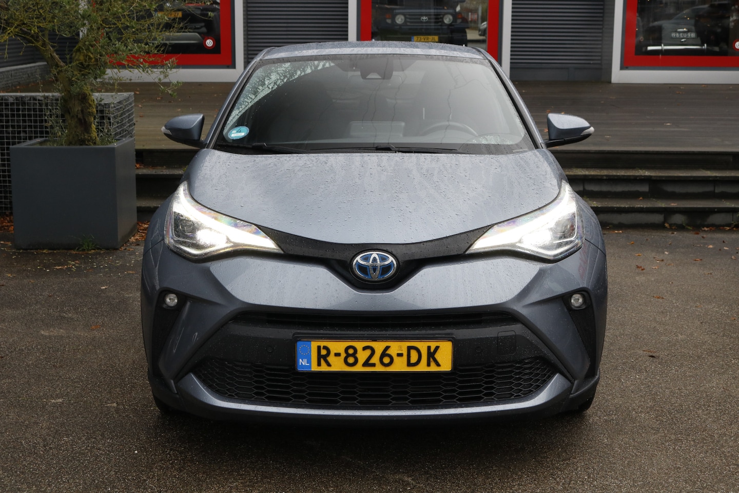 Toyota C-HR - 1.8 Hybrid Style | Apple Carplay | 18 inch LM-velgen | - AutoWereld.nl