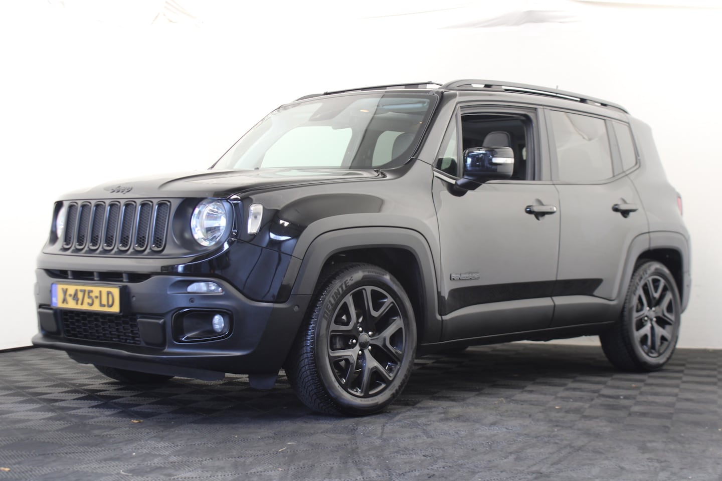 Jeep Renegade - 1.4 MultiAir Limited |Leder|Navi| - AutoWereld.nl