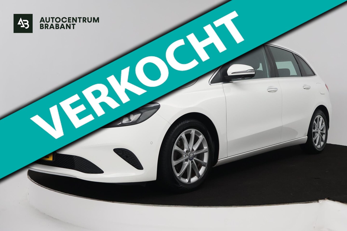 Mercedes-Benz B-klasse - 180 Launch Edition Premium Automaat (SFEERVERLICHTING, 360 CAMERA, STOELVERWARMING, GOED O - AutoWereld.nl