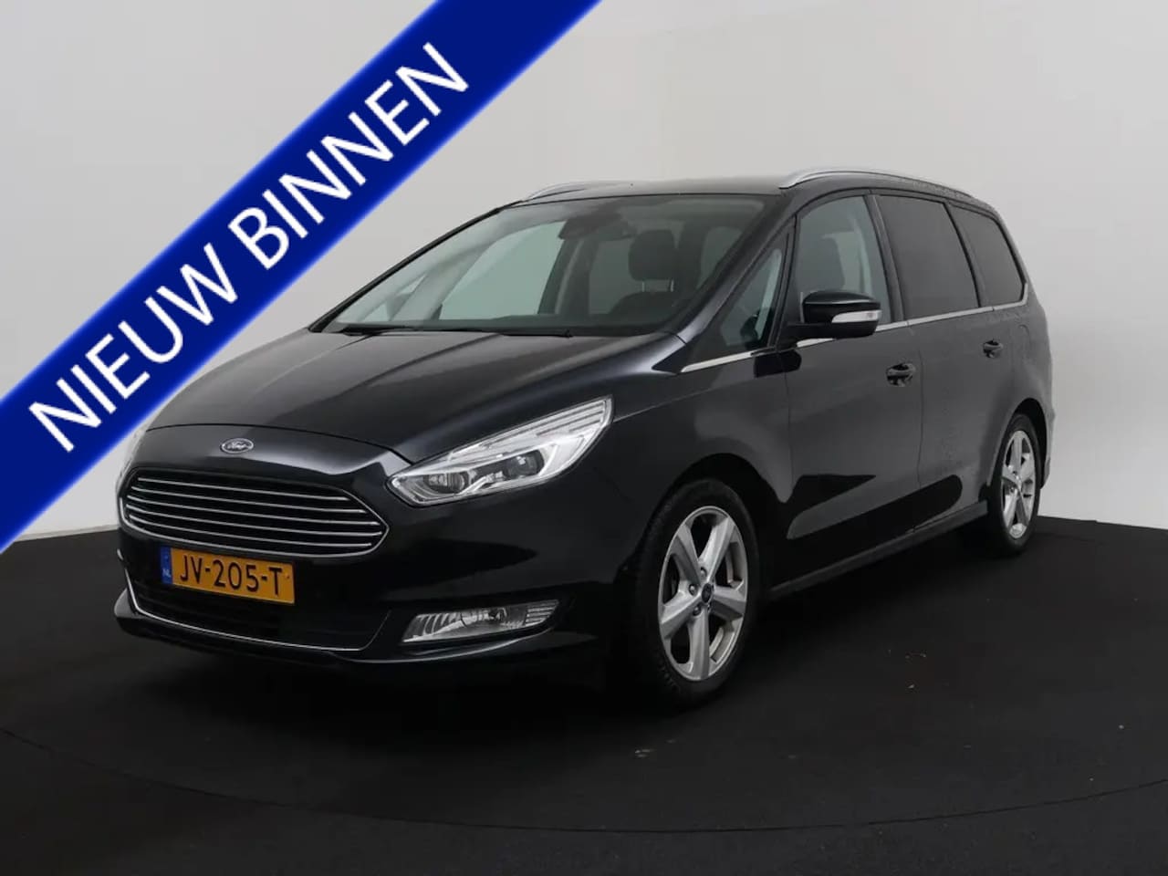 Ford Galaxy - 2.0 241PK Titanium 7P|AUTOMAAT|WINTERPACK|Nw prijs € 61000.- - AutoWereld.nl