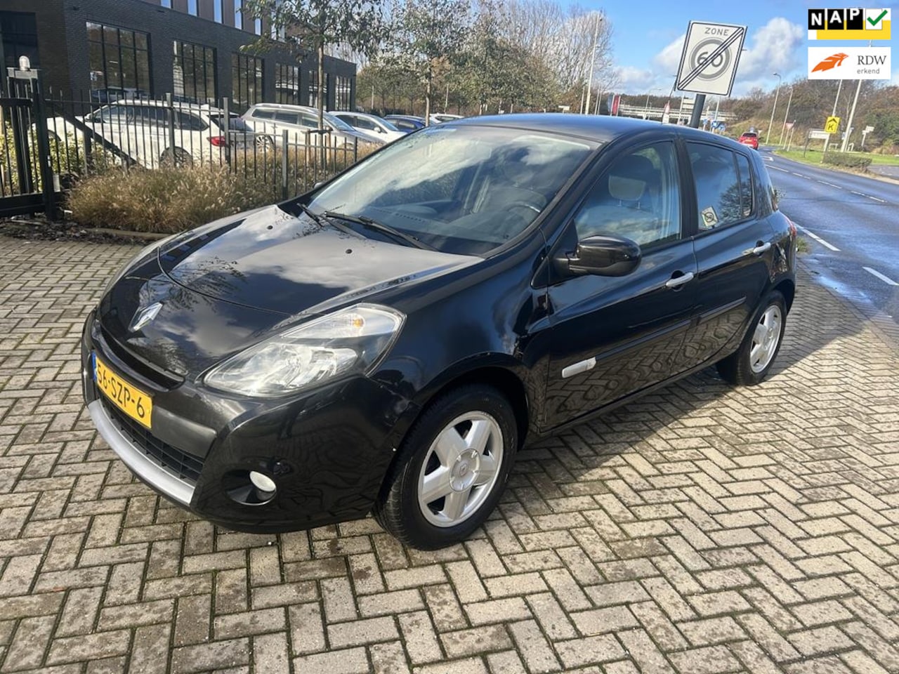 Renault Clio - 1.2 Collection 2012! AIRCO! NWE APK! - AutoWereld.nl
