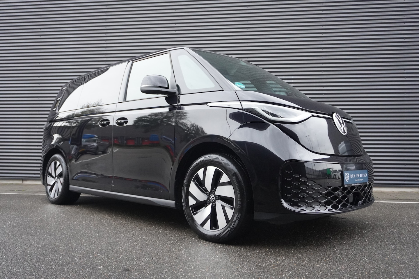 Volkswagen ID. Buzz - Pro Advantage 204 pk, Stoelverwarming voor, elektrische voorruitverwarming, 19" lichtmetal - AutoWereld.nl