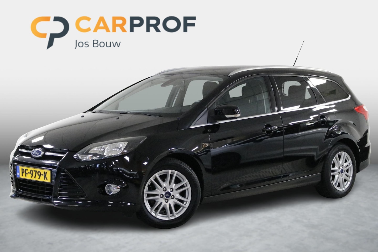 Ford Focus Wagon - 1.0 EcoBoost Titanium D-RIEM V.V. | Clima | Park sensor V+A | Cruise | Navi | Trekhaak. - AutoWereld.nl